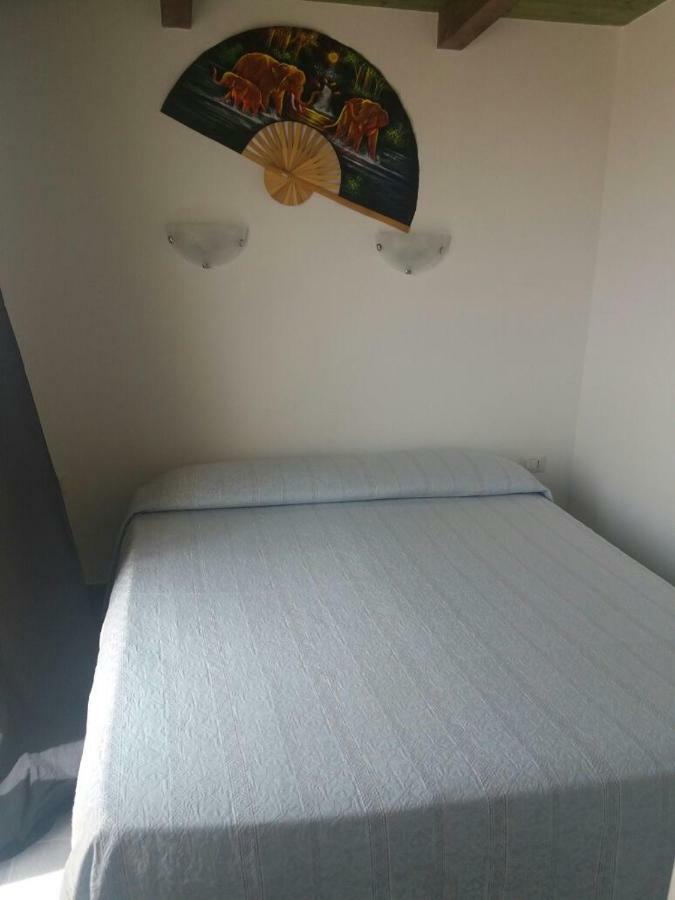 La Casa Di Leila Apartment Passoscuro Bagian luar foto